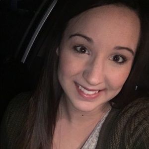 Meet your Posher, Michaela